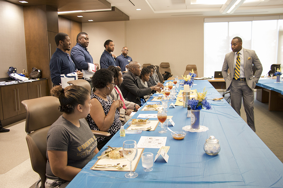 REACH Meal Etiquette Session