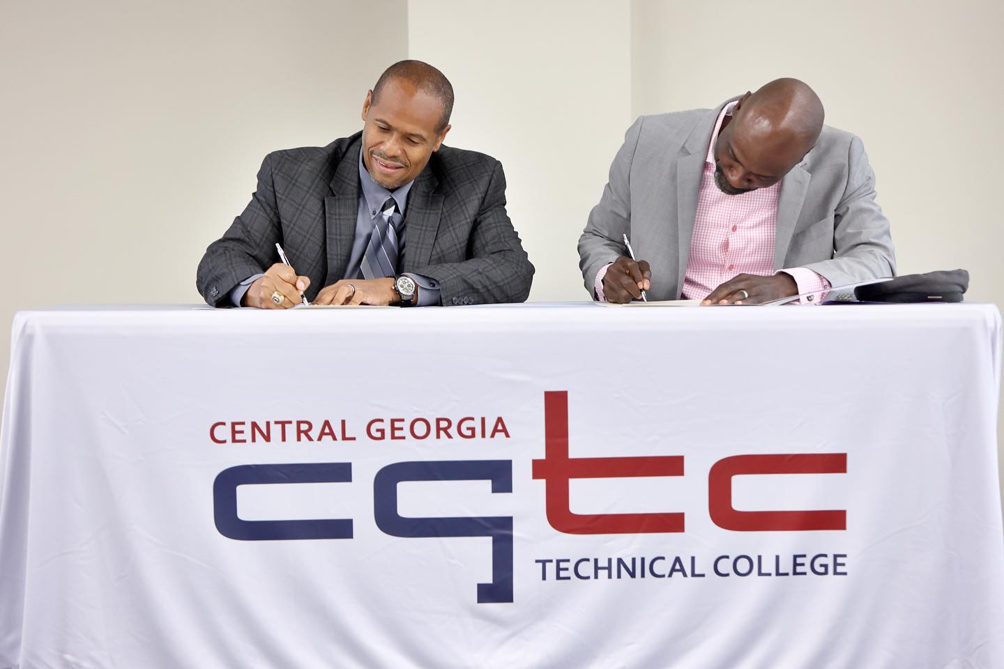 Central Georgia Technical College (CGTC) is set to become the first higher education partner with Atrium Health Navicent for student health services in Georgia. The two organizations will solidify the agreement in a ceremonial signing on May 19, making CGTC the first technical college in the state to offer on-campus health care services to students.