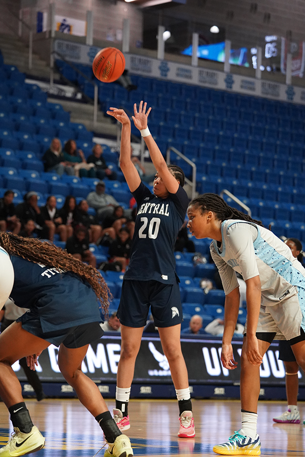 Number 20, Aven Sasser looks to add another point at the free-throw line.