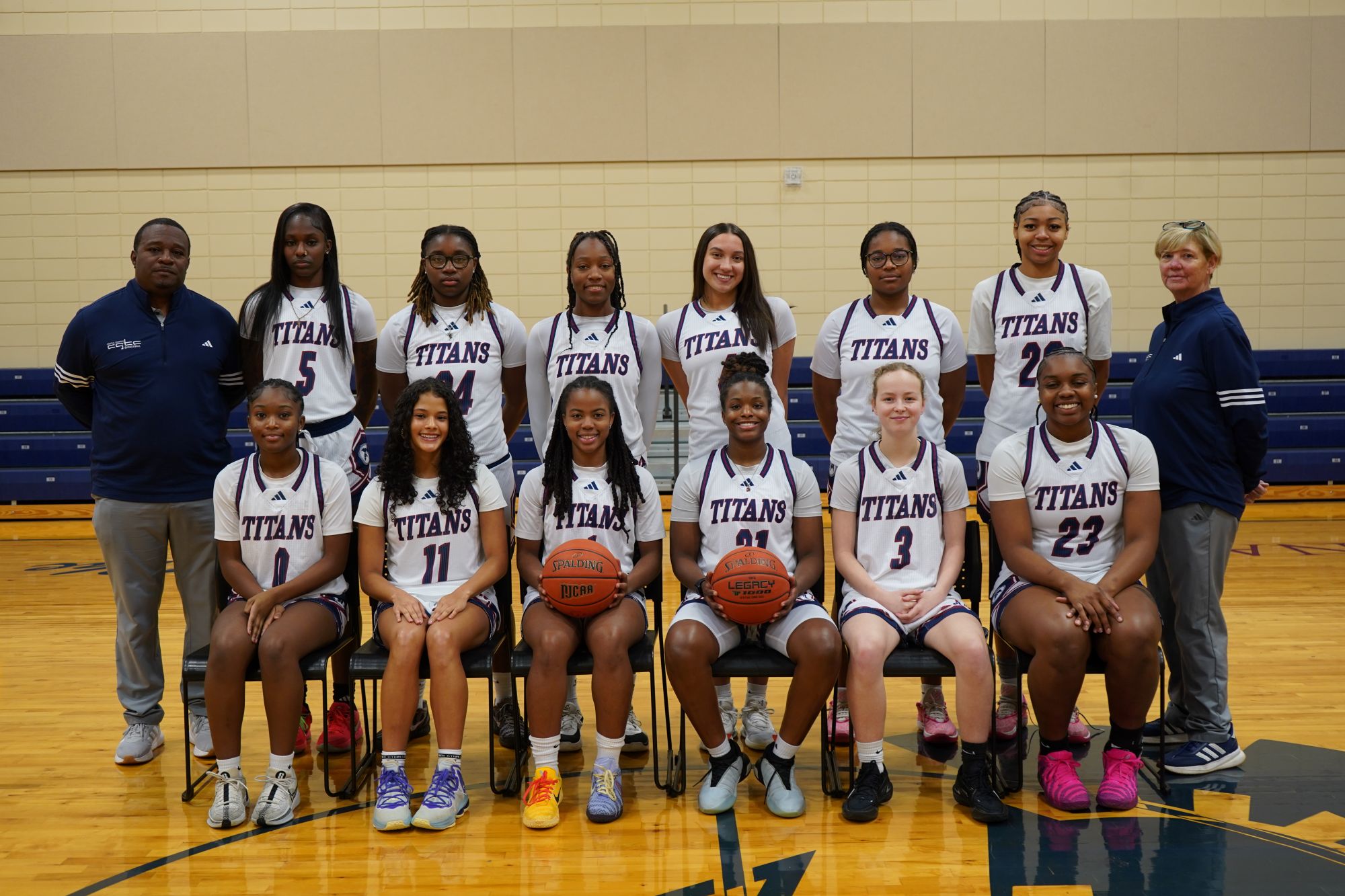 CGTC Women's Basketball team group picture